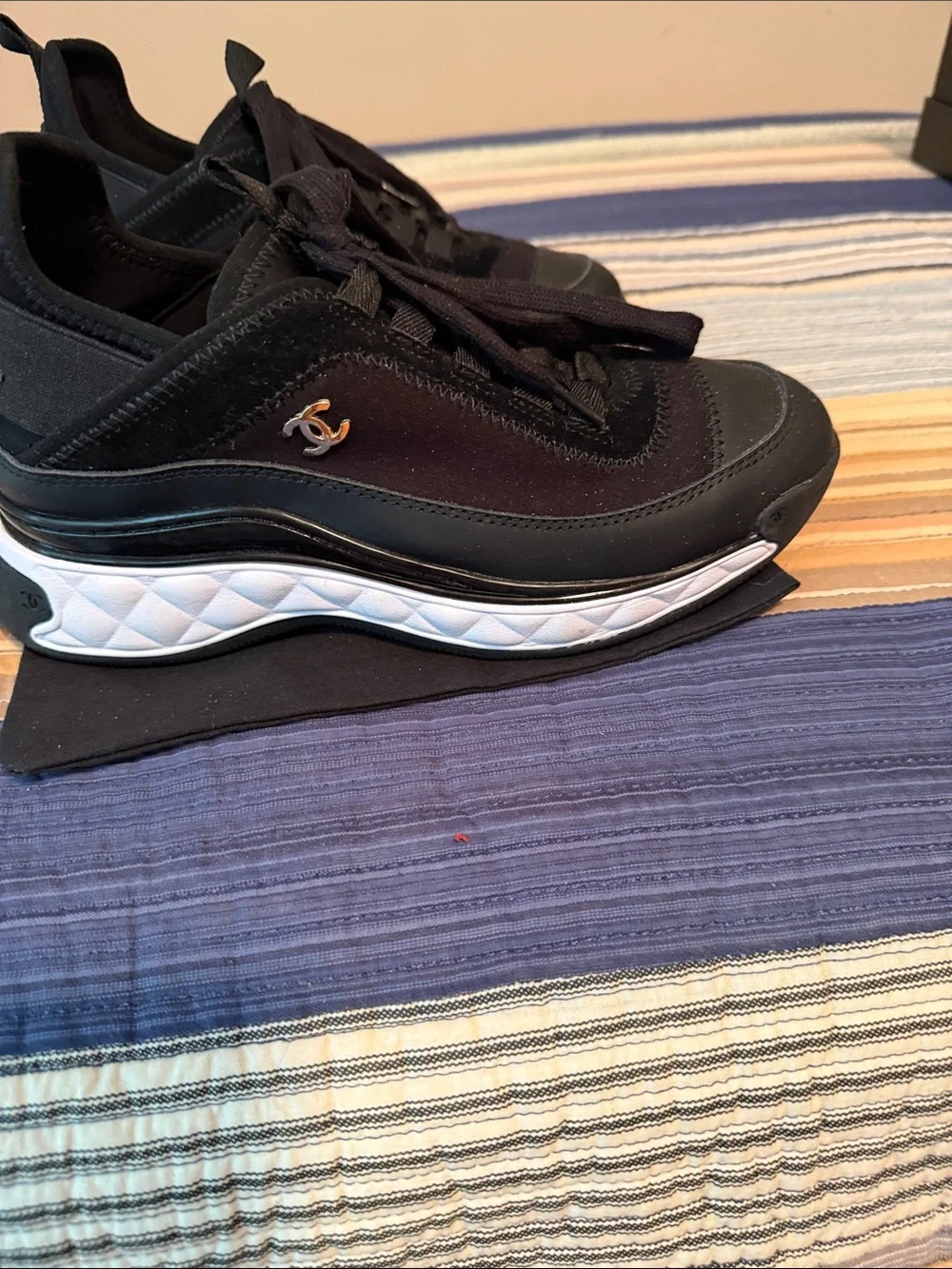 Black Low-Top Lace-Up Sneakers with White Midsole